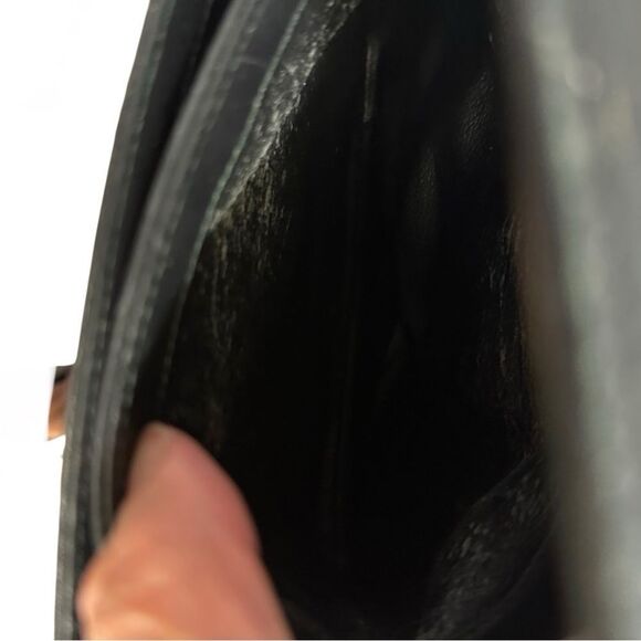 Gucci Black Crossbody Bag - Picture 8 of 11